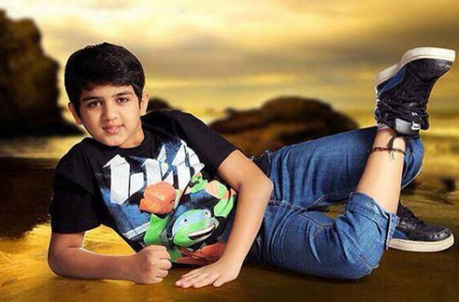 დევიშ აჰუჯა მსახიობი